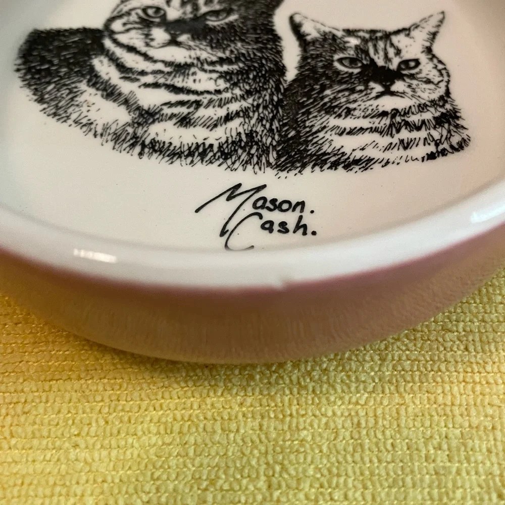 Cat Bowl by Mason Cash. Pink and white